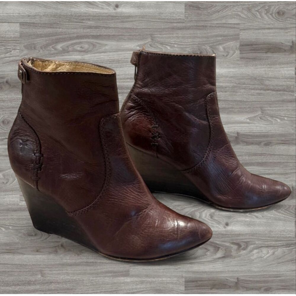 Frye Brown Wedge Boots Leather Ankle Booties Western Pointed Toe 6.5 Regina